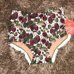 Medium Raspberry Ruffled Around Bottom